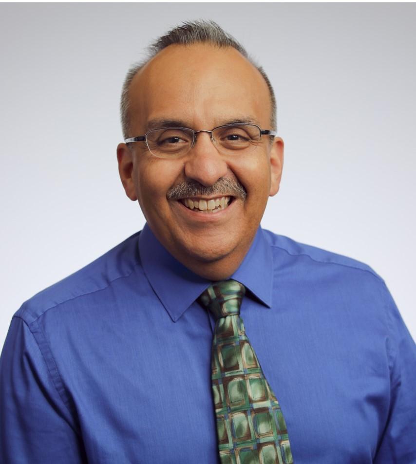 Dr. Daniel Romo